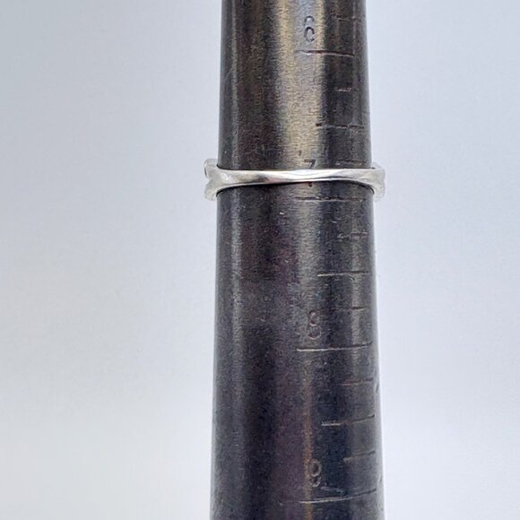 VTG Sterling Silver 925 Cubic Zirconia Beaded Design Tapered Band Ring Size 6.75 - Picture 7 of 8